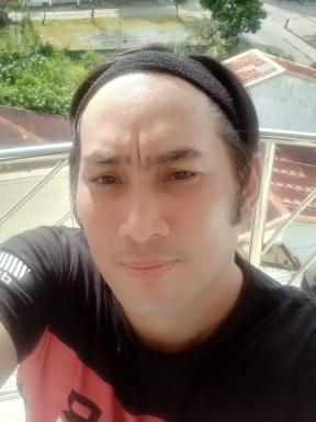 Foreign men for dating