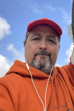 American men looking for love