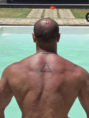 Foreign men for dating