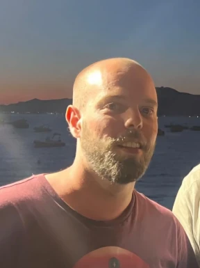 French men looking for love