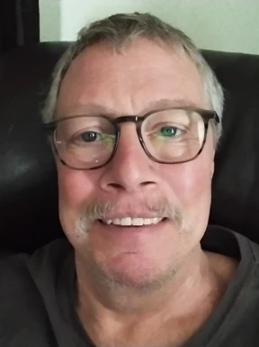American men looking for love