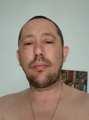 Spanish men looking for love