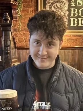 English men looking for love