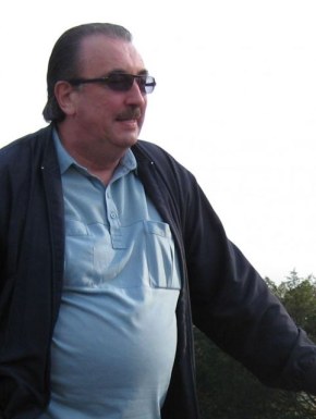English men looking for love