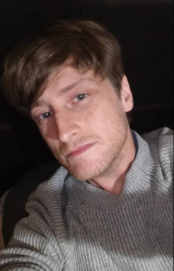 English men looking for love