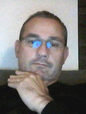 French men looking for love