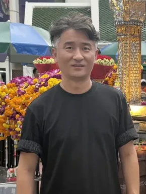 Foreign men for dating