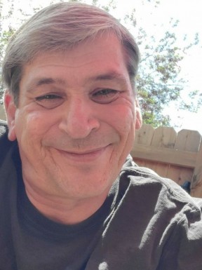 American men looking for love