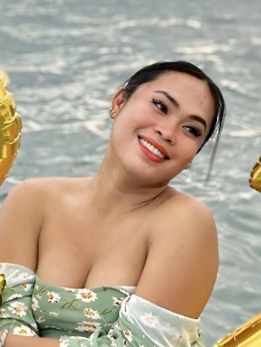 Thai ladyboys for dating / Ladyboys from Philippines for dating